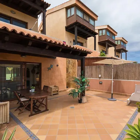 Villa Sunset 4 Bedroom 200m To Beach+fast Wifi *