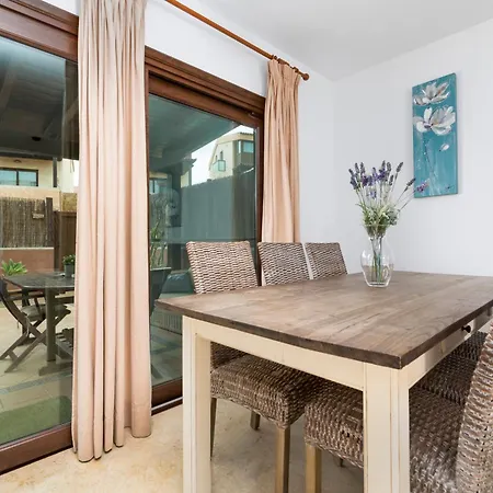 Sunset 4 Bedroom 200m To Beach+fast Wifi Corralejo